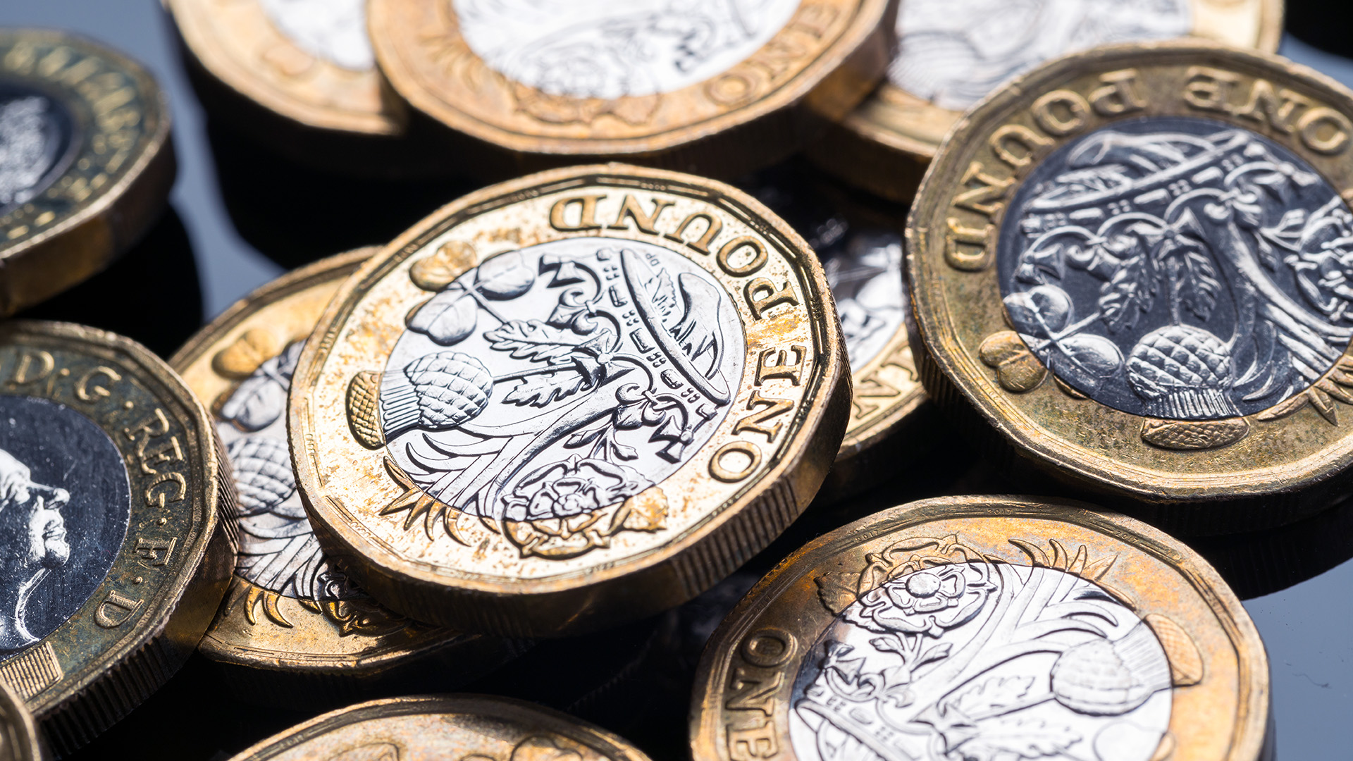 GBP coins amid Sterling Rises After New Agreements with Europe